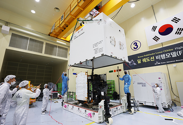 누리호 성공 이어…이제 달을 향해 쏜다