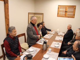 윤석산 교령, 민족대표 33인 후손 초청 오찬