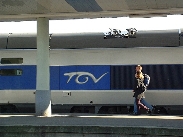 [은정]2003,_TGV_in_Brest_railway_station.jpg
