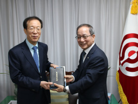 이석연 국민통합위원장, 천도교 교령사 예방… “인내천은 헌법 제10조와 통한다”