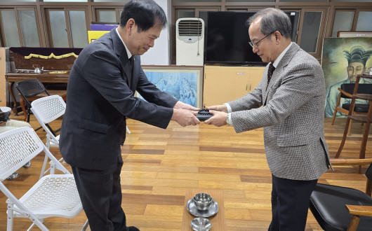 박인준 교령 포덕으로 김성군 해운대구의회 부의장 동천교구에 입교