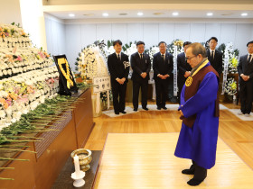 박인준 교령, 이해찬 전 국무총리 조문