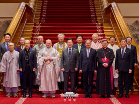 박인준 교령, 대통령 초청 신년 종교지도자 오찬 참석“국민 통합과 공동체 회복, 종교의 책무 강조”