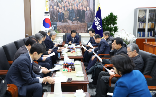동학농민혁명 단체 대표단, 민주당 정청래 당대표에게 동학 서훈 추서 ‘당론 채택’ 건의