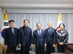 박인준 교령, 권오을 보훈부 장관 접견